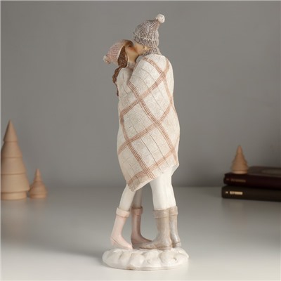 Фигура полистоун «Зимние объятия влюбленных», 9.5×8×27 см