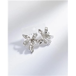 Стильные серьги