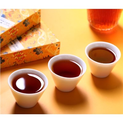 Чай чёрный китайский выдержанный «Шу Пуэр. Huangjin zhuan», кирпич, 250 г