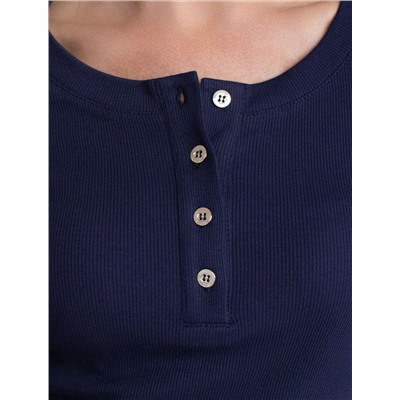 Лонгслив облегающий из фактурного трикотажа в рубчик с круглым вырезом на пуговицах