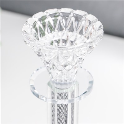 Стеклянный подсвечник на 1 свечу «Узорный бутон», на ножке, d=2 см и 4 см; 7.7×7.7×17 см
