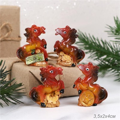 Фигурка Лошадь с деньгами 3х4 см / 8093 /уп 24/1200/ Символ года 2026