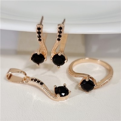 Комплект ювелирной бижутерии коллекция "Дубай" серьги, кулон и кольцо 17 р, покрытие позолота, вставка: фианиты, цвет: черный, арт.314.909-17