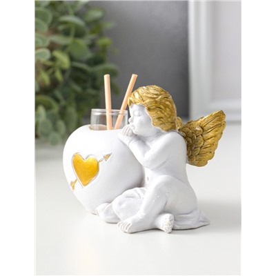 Аромадиффузор для эфирных масел с палочками «Ангел с сердцем», полистоун белый с золотом, 5.3×12×9 см