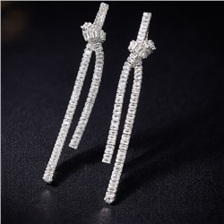 Серьги бижутерия висячие вечерние с камнями, цвет: серебристый и прозрачный, арт.012.061