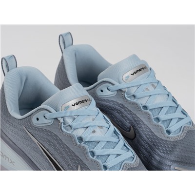 Кроссовки Nike Vomero 18