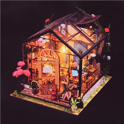 Конструктор "Цветочный дом 3D" в коробке