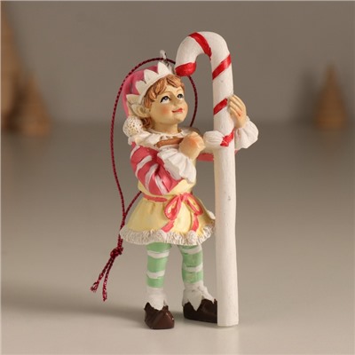 Фигурка-подвеска «Новогодний эльф с леденцом», ёлочная игрушка, 5×4.5×11 см