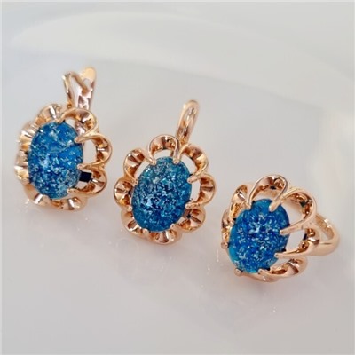Комплект ювелирная бижутерия коллекция  "Дубай" серьги и кольцо 20 р, покрытие: позолота, вставка: искусственный камень с вкраплениями, цвет: голубой, арт.313.128-20
