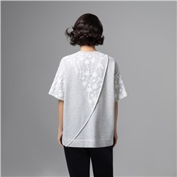 Футболка с кружевным декором, Рискованный тренд