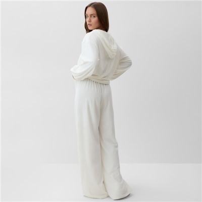 Костюм женский (толстовка, брюки) KAFTAN Plushy, размер 48-50, белый