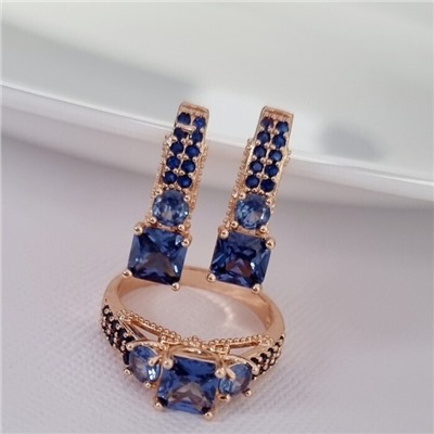 Комплект ювелирной бижутерии Дубайское золото, покрытие: позолота, серьги и кольцо 20 р, вставка: фианит, цвет: синий, арт.314.770-20