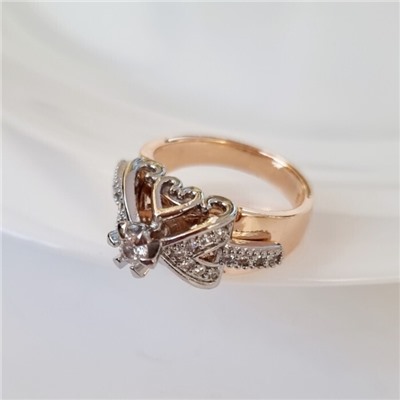 Кольцо 18 р ювелирная бижутерия коллекция "Дубай", покрытие позолота, вставка: фианиты, цвет: прозрачный, арт.314.851-18