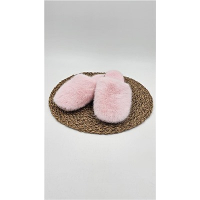 Женские тапочки