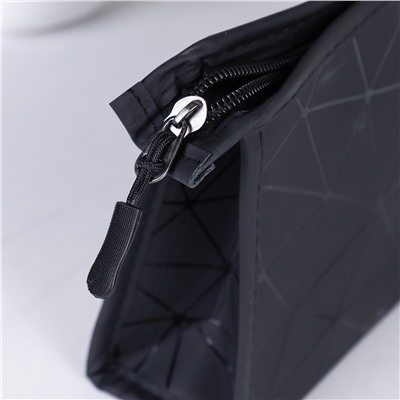 Косметичка 22х14,5х5 см / GENA-28 /уп 200/черная 690491