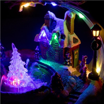 Светодиодная фигура «Площадь с фонтаном» 23×19×16 см, полистоун, батарейки АААх2 (не в комплекте), свечение мульти