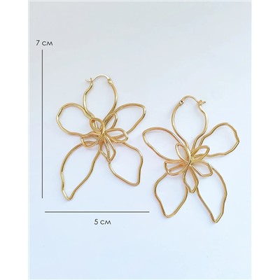 Стильные серьги