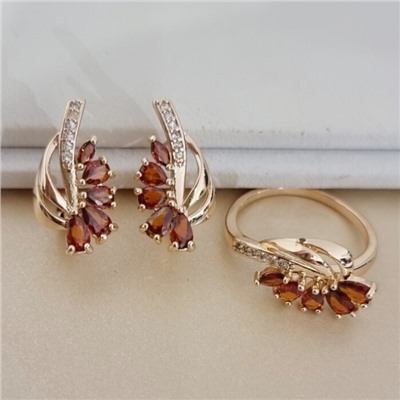 Комплект ювелирной бижутерии коллекция "Дубай" серьги и кольцо 19 р, покрытие позолота, вставка: фианиты и цирконы, цвет: коньячный и прозрачный, арт.215.744-19