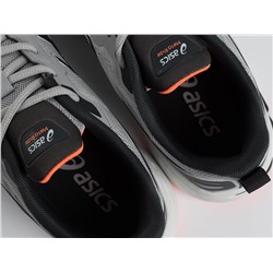 Кроссовки Asics