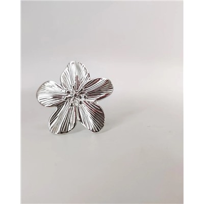 Кольцо с белым серебрением