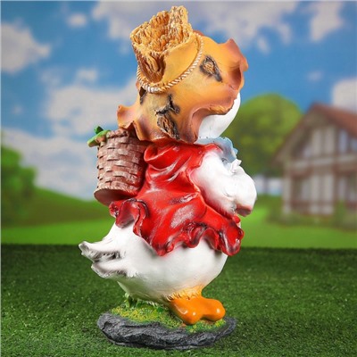 Садовая фигура из полистоуна «Утёнок с кукурузой», 48×22×26 см
