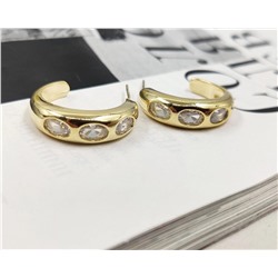 Серьги стильные