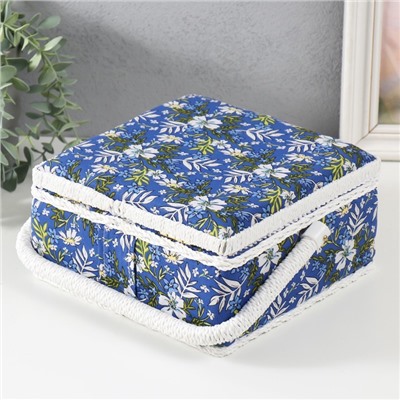 Шкатулка для рукоделия и шитья «Полевые цветы на синем», хранение ниток, иголок, мелочи, 20×20×11 см