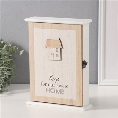 Ключница настенная «Любимый дом», дерево, 5 крючков, 5.8×19×25.5 см