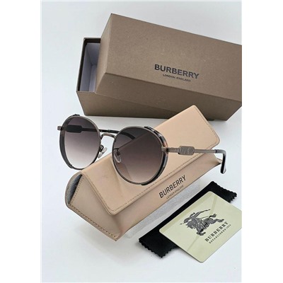 Женские солнцезащитные очки #22880535