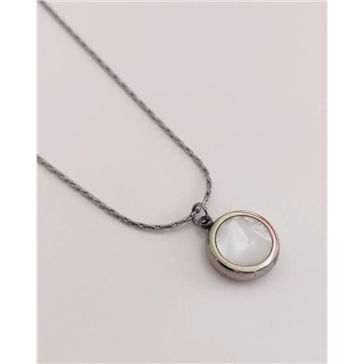 Кулон на цепочке