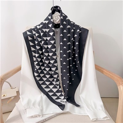 Платок шелковый на голову и шею весенний, мультицвет