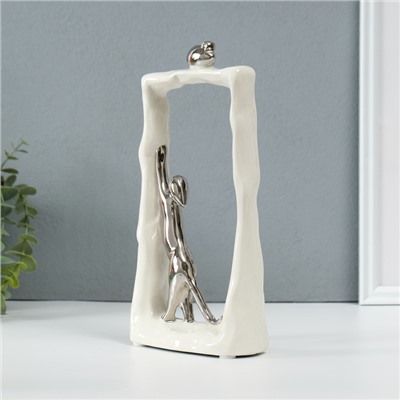 Фигурка керамика «Кошки-мышки - охота. Прямоугольник», белый с серебром, 6.2×12×24.5 см