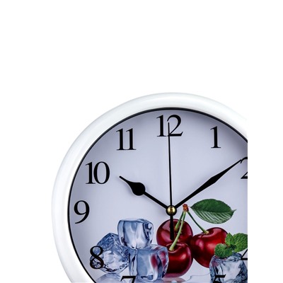 Часы настенные классические «Эстер», плавный ход, d=20 см, циферблат d=17 см