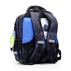 Рюкзак "Grade. Super Division" школьный жесткий 37x28x16 см (16 л) вес 700 г, 1 отделение на молнии с разделителями для учебников, 1 отделение с органайзером, 2 передних кармана, 2 боковых кармана сеткой на резинке, эргономичная формоустойчивая вентилируе