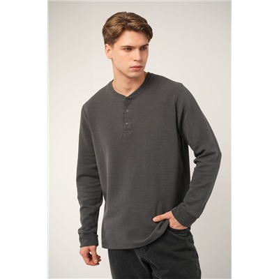 Мужской лонгслив на пуговицах Happyfox