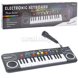 Синтезатор в коробке