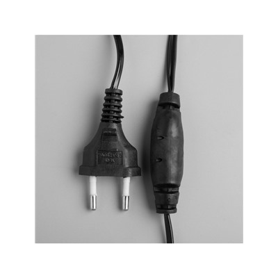 Гирлянда «Нить» 10 м с насадками «Шарики 1.5 см», IP44, тёмная нить, 100 LED, свечение бело-синее, мигание, 220 В