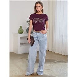 Нарядная футболка с блестящим принтом