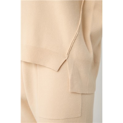 Костюм вязаный теплый с брюками и кофтой #4