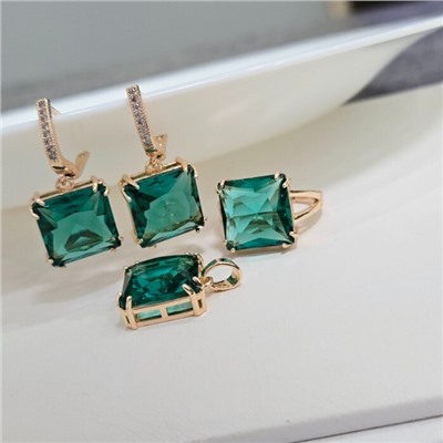 Комплект ювелирной бижутерии коллекция "Дубай" с крупным камнем серьги, кулон и кольцо 20 р, покрытие позолота, вставка: фианит, цвет: морская волна и прозрачный, арт.313.281-20