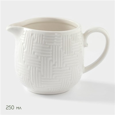 Набор фарфоровый сервировочный BellaTenero, 4 предмета: молочник 250 мл, сахарница с крышкой 250 мл, ложка, бамбуковая подставка, белая