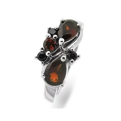 Кольцо из серебра гранат, Традиция