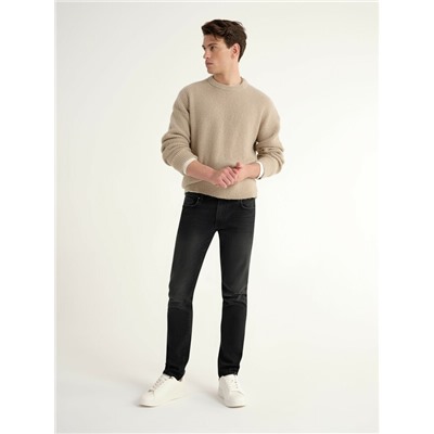 Slim CONTE CNM-02 Чёрные джинсы slim с эффектом потёртостей