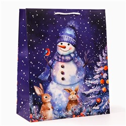 Пакет подарочный новогодний «Снеговик в лесу», 26×32×12 см