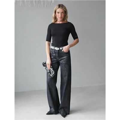 Джинсы трубы из эластичного денима с металлизированным покрытием