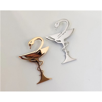 Брошь из стали