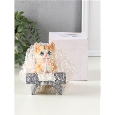 Фигурка полистоун «Котик с книгой за партой», рыжий, 9×8.5×9.5 см