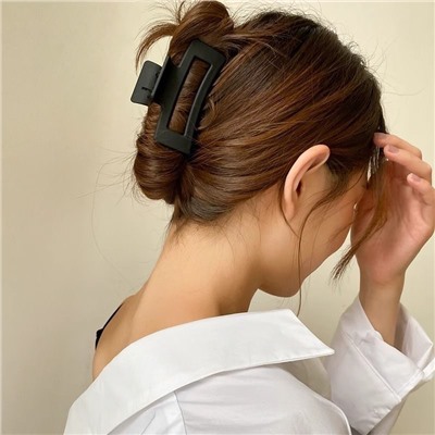 Заколка-краб для волос матовый Черный ПРЯМОУГОЛЬНЫЙ 8 см.