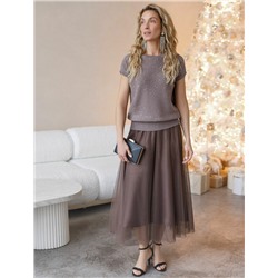 Джемпер с цельнокроенным коротким рукавом из хлопковой пряжи с пайетками.