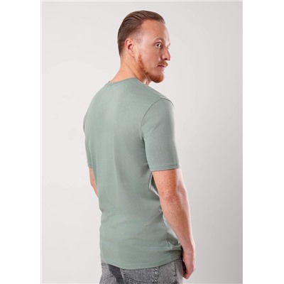 Футболка мужская